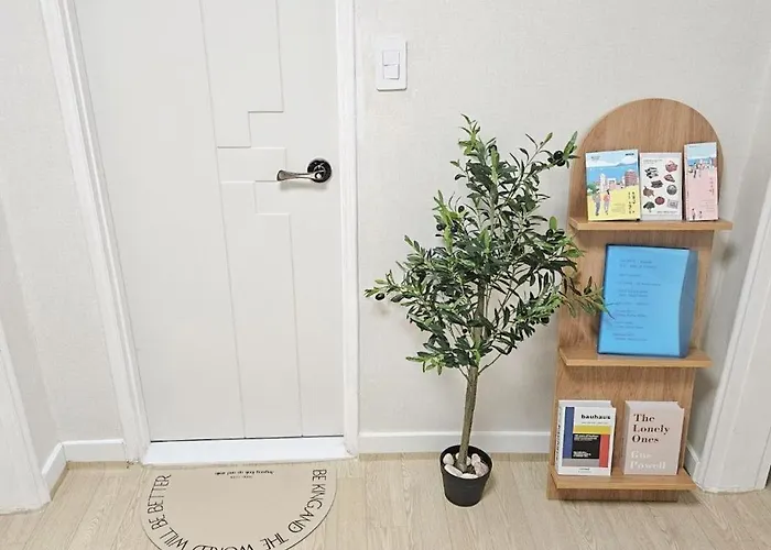 Near Ktx Station #5min Walk #up To 5 Guests * Пусан