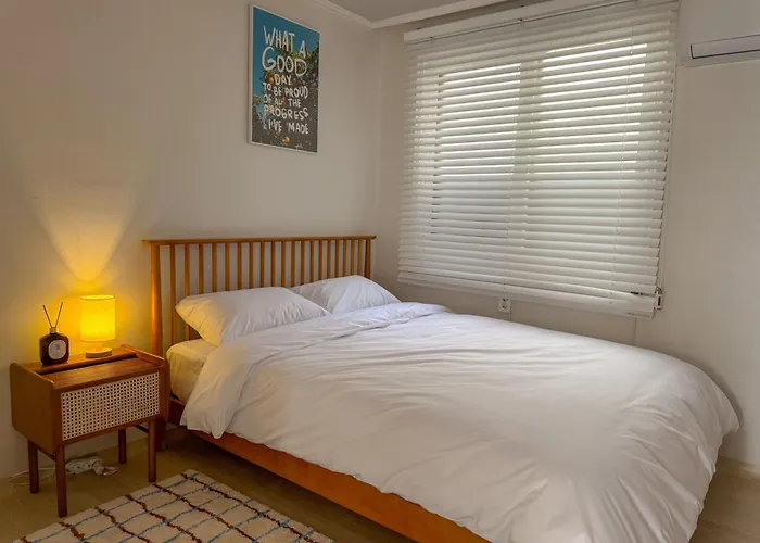 Проживание в семье Near Ktx Station #5min Walk #up To 5 Guests