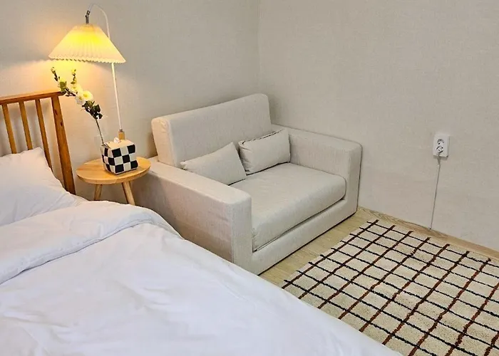Near Ktx Station #5min Walk #up To 5 Guests