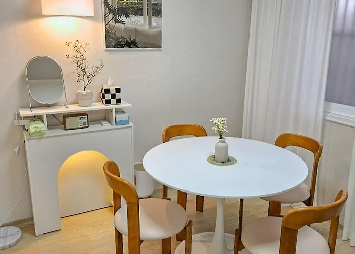 Проживание в семье Near Ktx Station #5min Walk #up To 5 Guests *